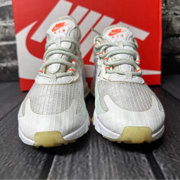 Nike Air Max 270 React Hyper Crimson Teal Tint White US Womens Size 7 CJ0620-100 - Picture 4 of 11